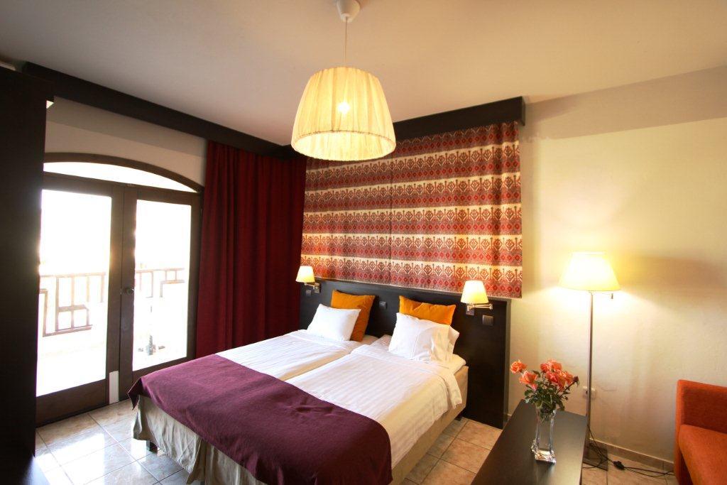 Langley Resort Almirida Bay Extérieur photo