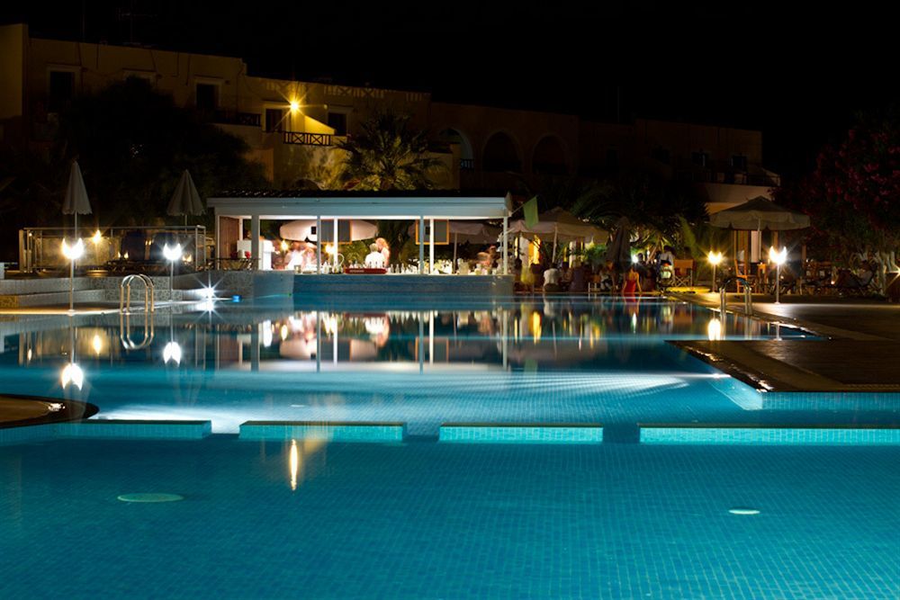 Langley Resort Almirida Bay Extérieur photo