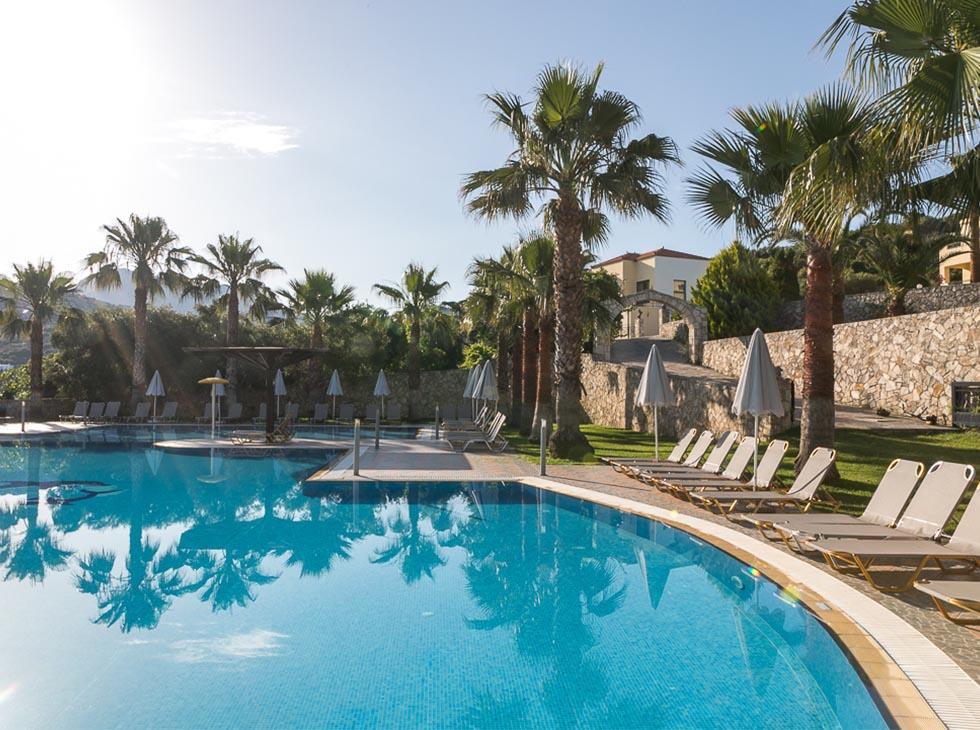 Langley Resort Almirida Bay Extérieur photo