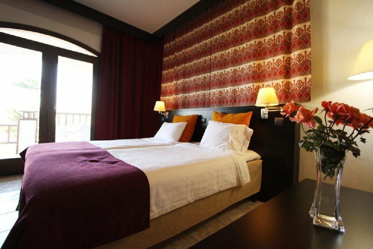 Langley Resort Almirida Bay Extérieur photo